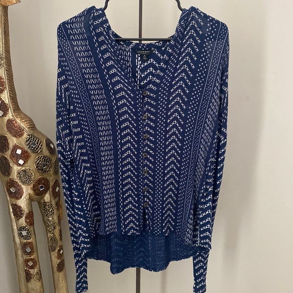 Lucky Brand long sleeve button down top/blouse. Size Medium. - Picture 1 of 16